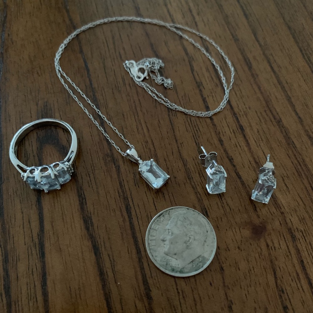 Three piece white gold aquamarine jewelry set